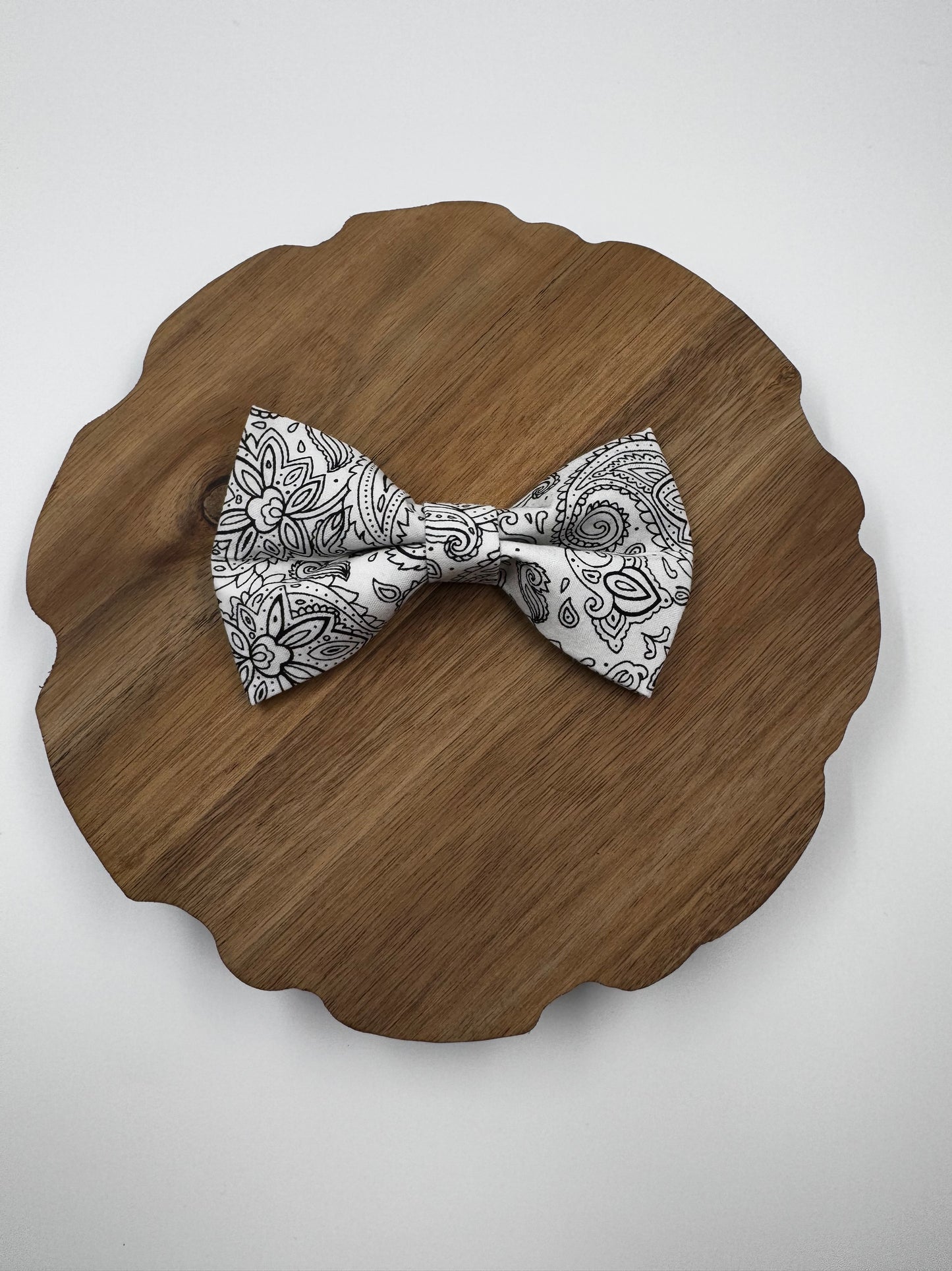 Over The Collar Dog Bow Tie